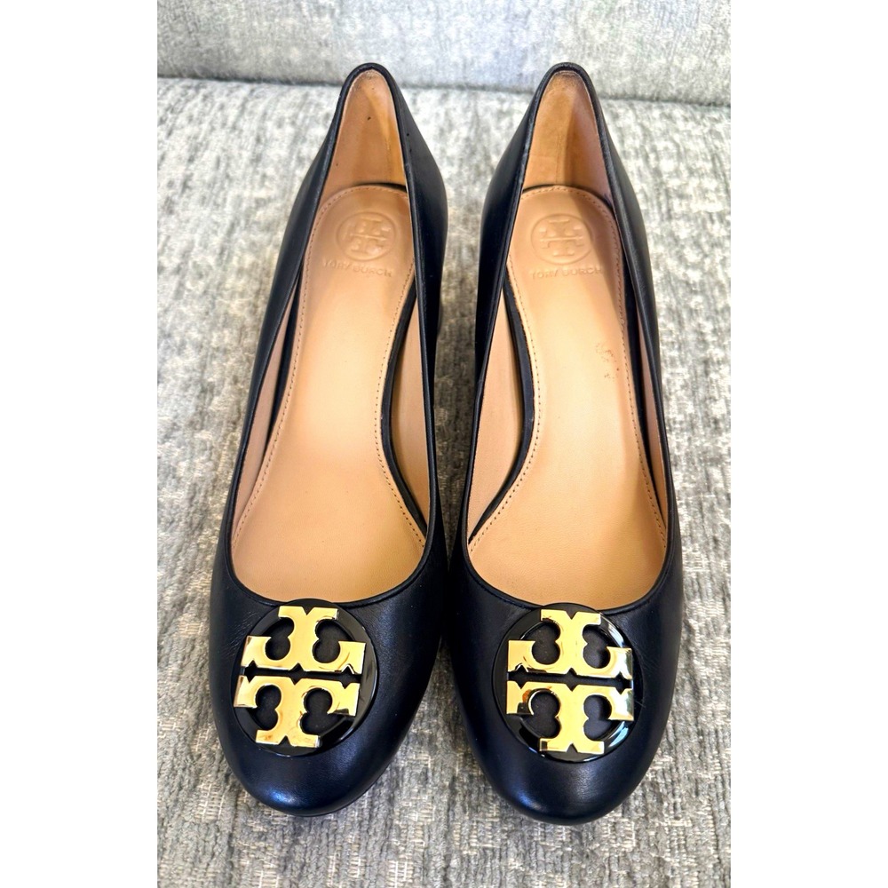 Tory Burch Women's Size 8 Black Leather Logo Pump Block Heel Round Toe